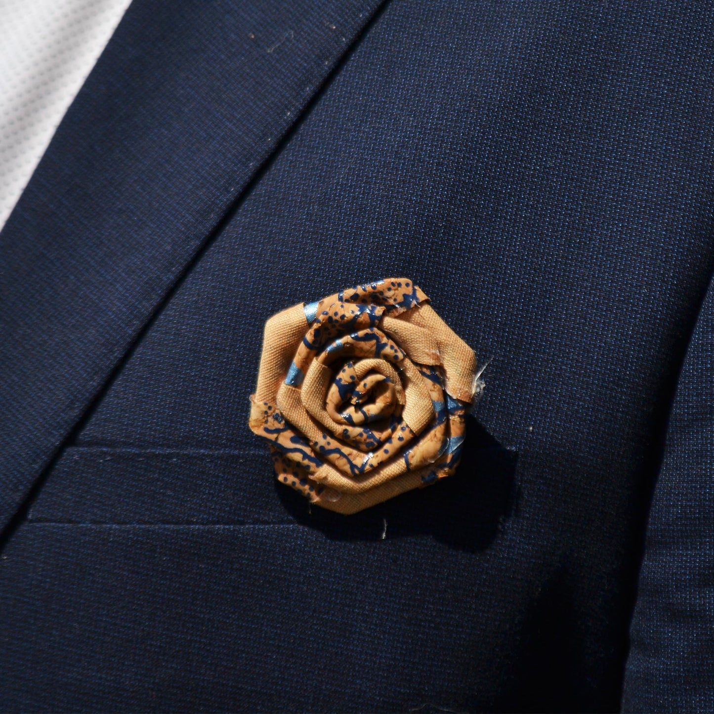 BROCHE EN LIEGE - Blanc - Loup Indigo